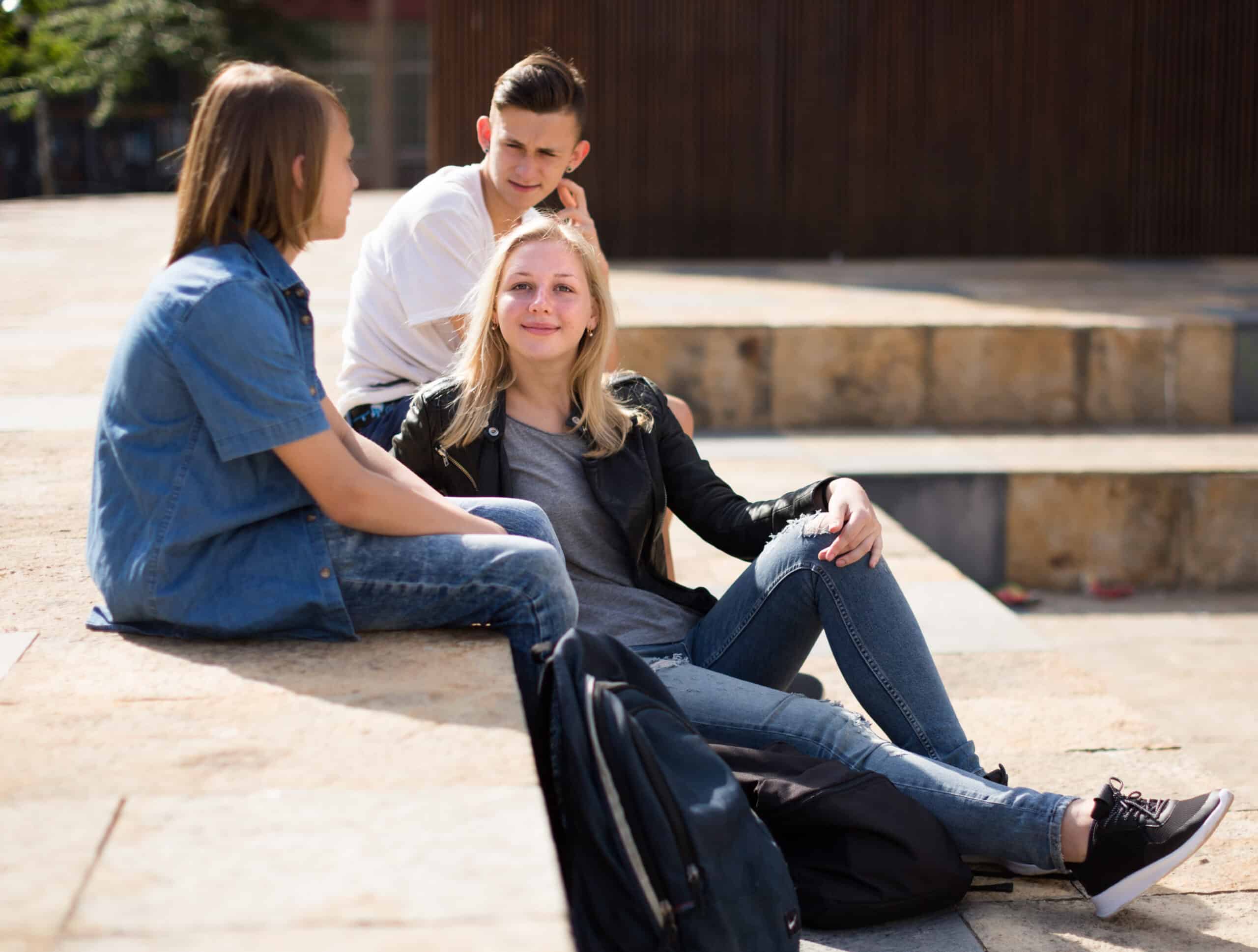 How Communities Can Work Together to Reduce Teenage Drug Misuse